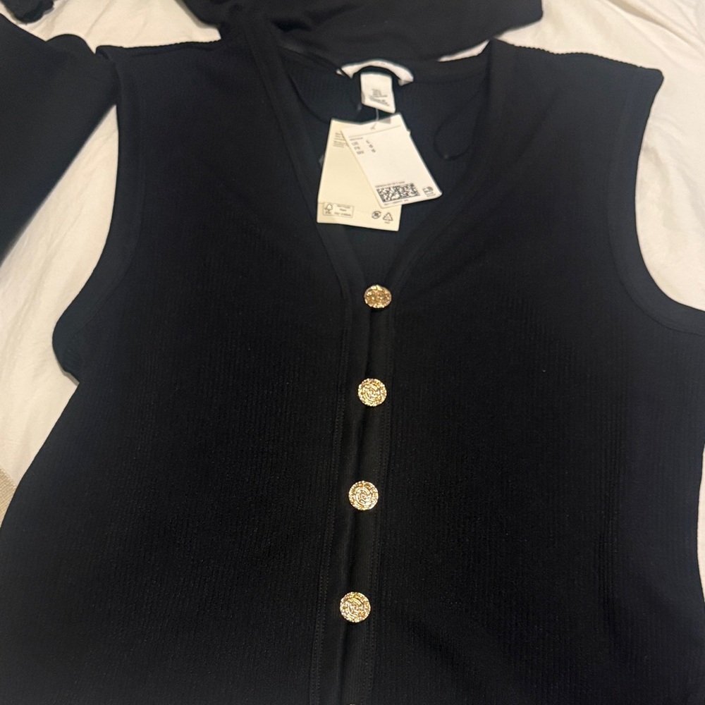 H&M Black Sleeveless Shirt with Gold Buttons